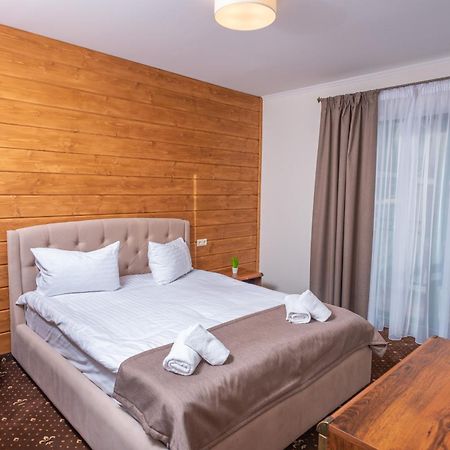 Residence Chalet & Nesh Tatariv Kültér fotó
