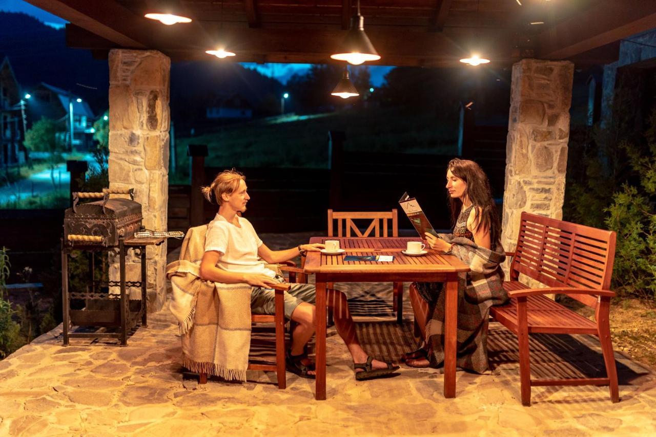 Residence Chalet & Nesh Tatariv Kültér fotó