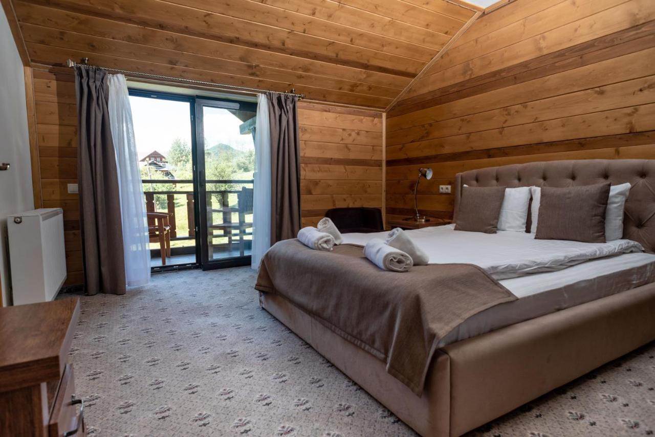 Residence Chalet & Nesh Tatariv Kültér fotó