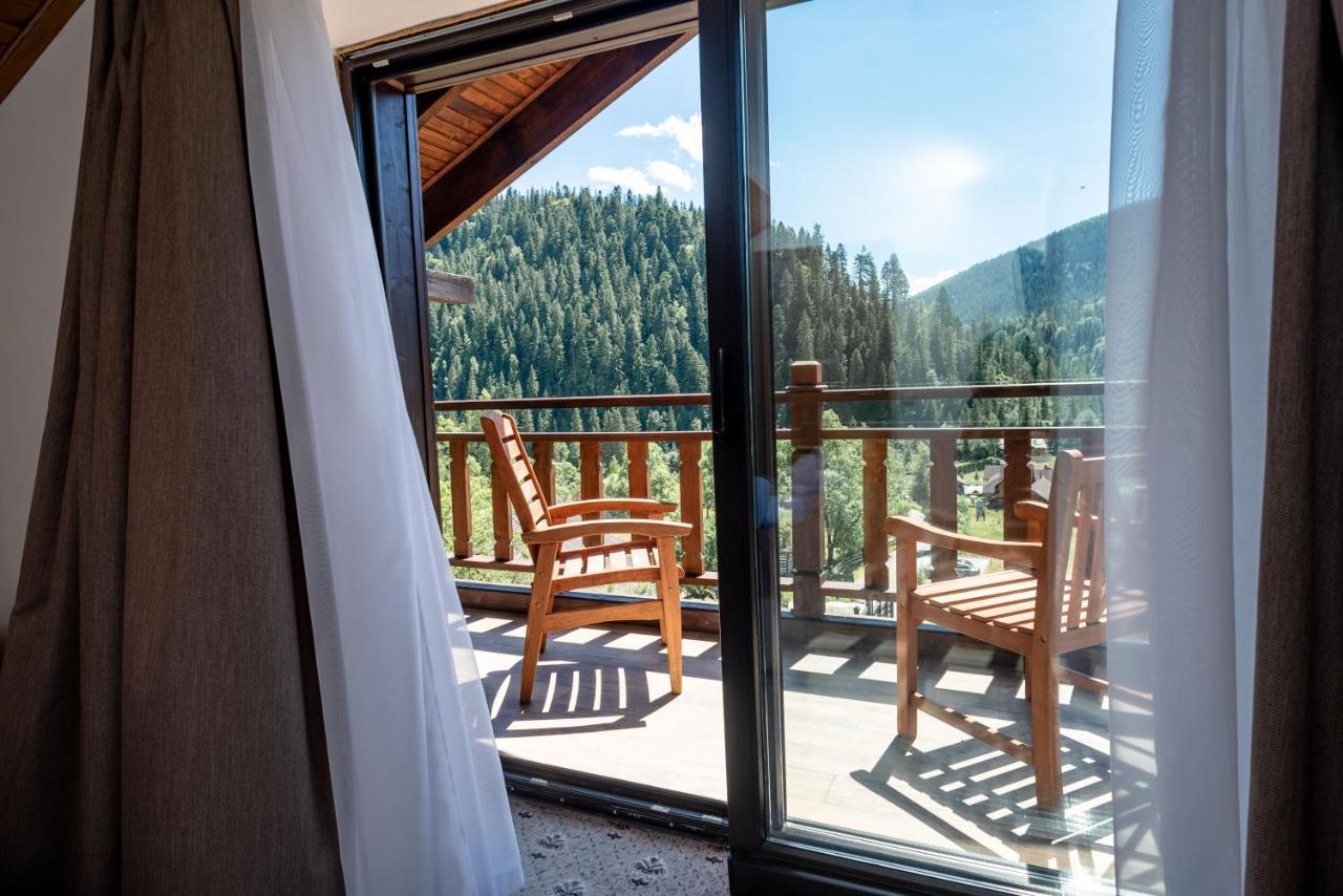 Residence Chalet & Nesh Tatariv Kültér fotó