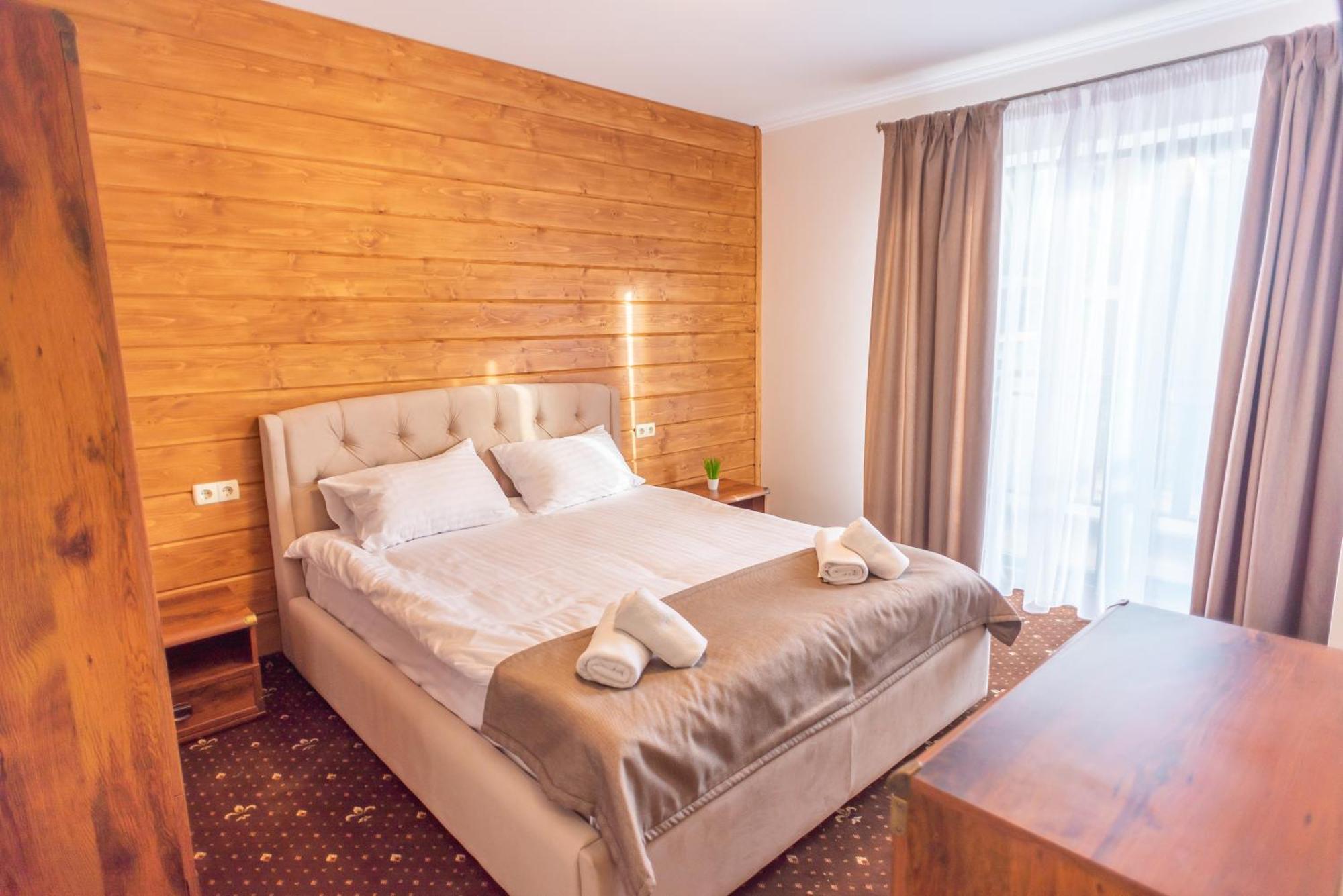 Residence Chalet & Nesh Tatariv Kültér fotó