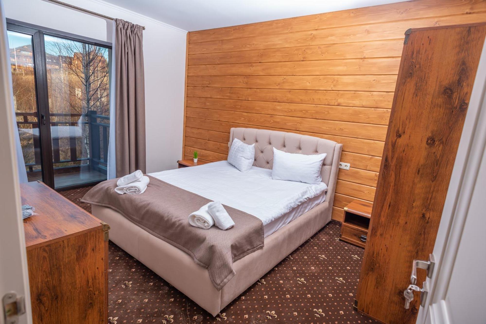 Residence Chalet & Nesh Tatariv Kültér fotó
